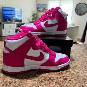 Nike High Dunks
